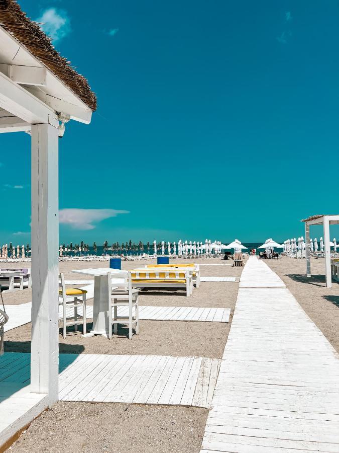 Hotel Victory Mamaia Exterior foto
