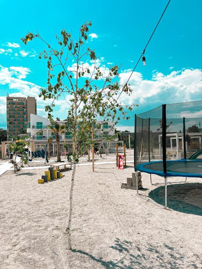 Hotel Victory Mamaia Exterior foto